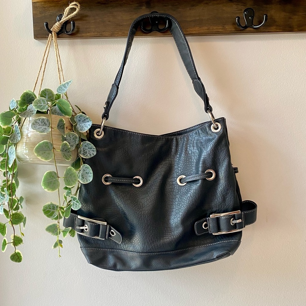 Black leather purse